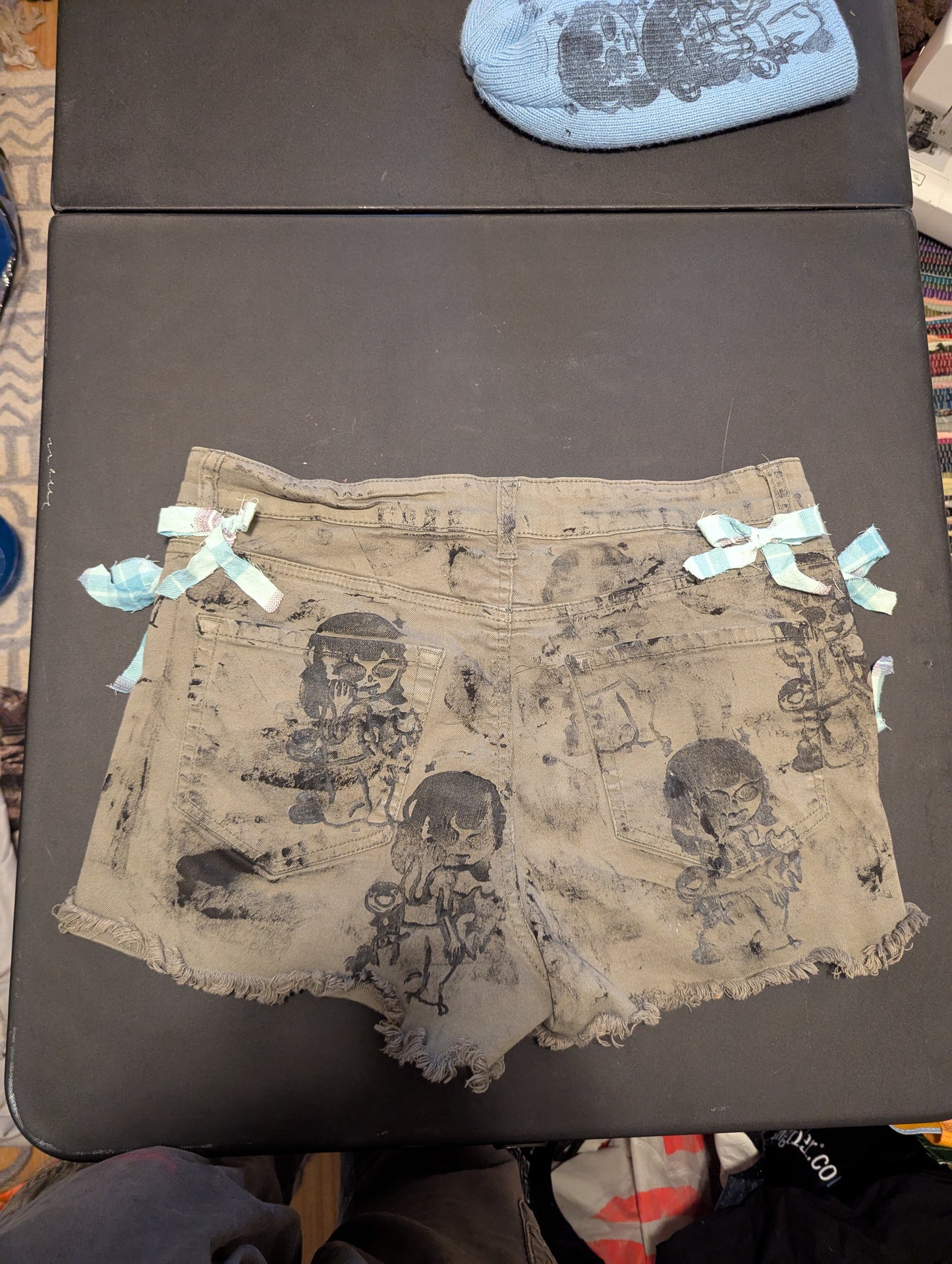 Bowtie Shorts (14R)